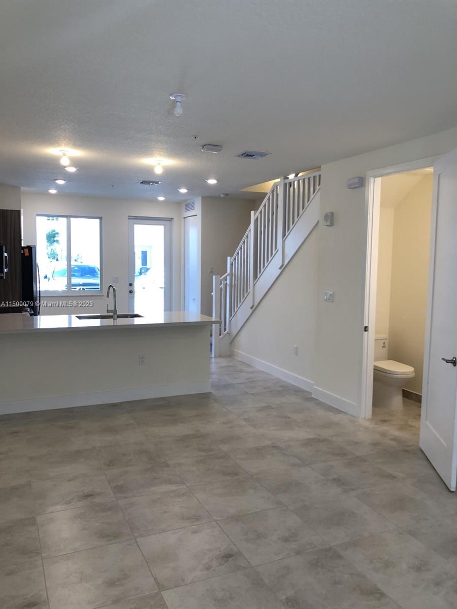 LANDMARK AT DORAL CONDO N - Residential