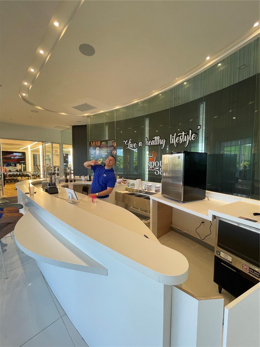LANDMARK AT DORAL CONDO N - Residential