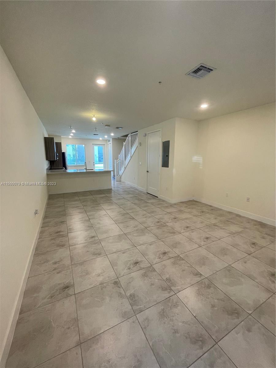 LANDMARK AT DORAL CONDO N - Residential