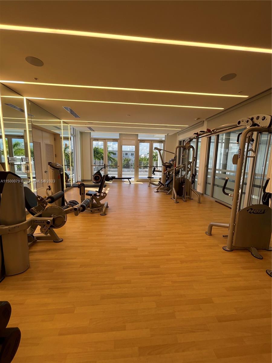 LANDMARK AT DORAL CONDO N - Residential