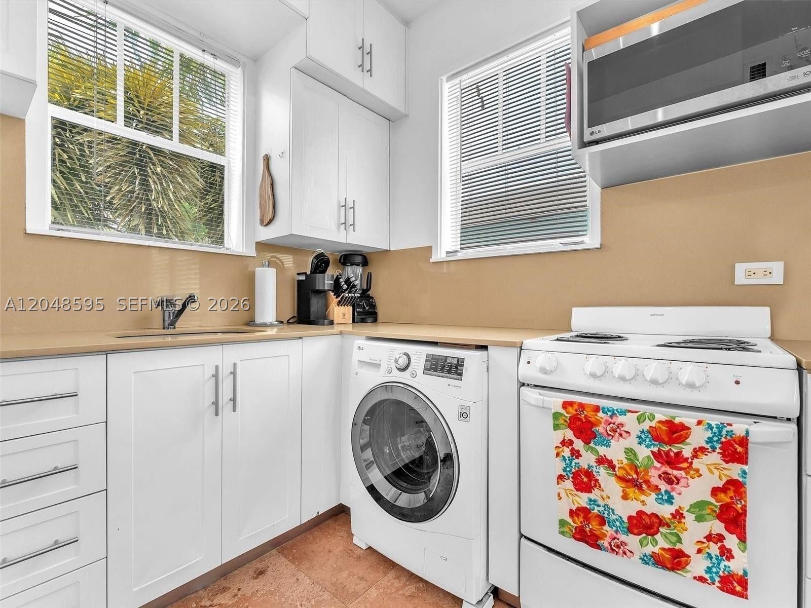 OCEAN BEACH ADDN NO 3 - Residential Lease