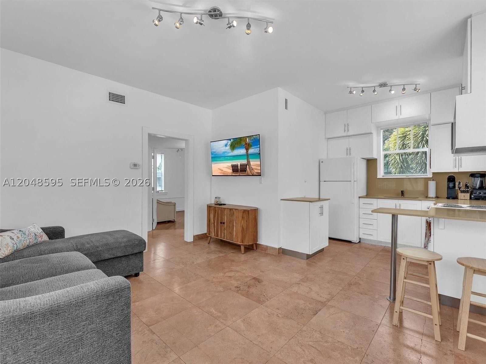 OCEAN BEACH ADDN NO 3 - Residential Lease