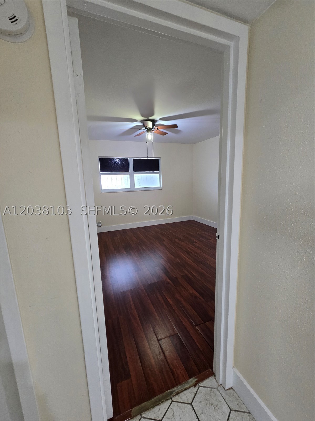 KINGS POINT SAXONY CONDOS - Residential