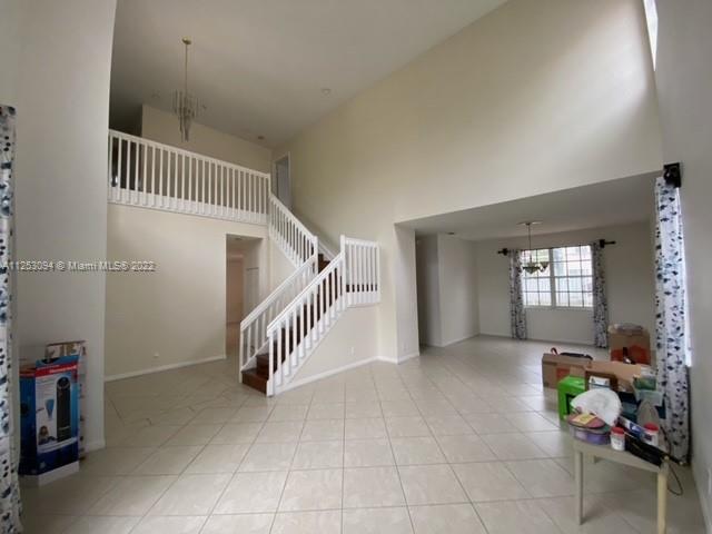 SECTOR 3 - PARCELS C D E - Residential Lease
