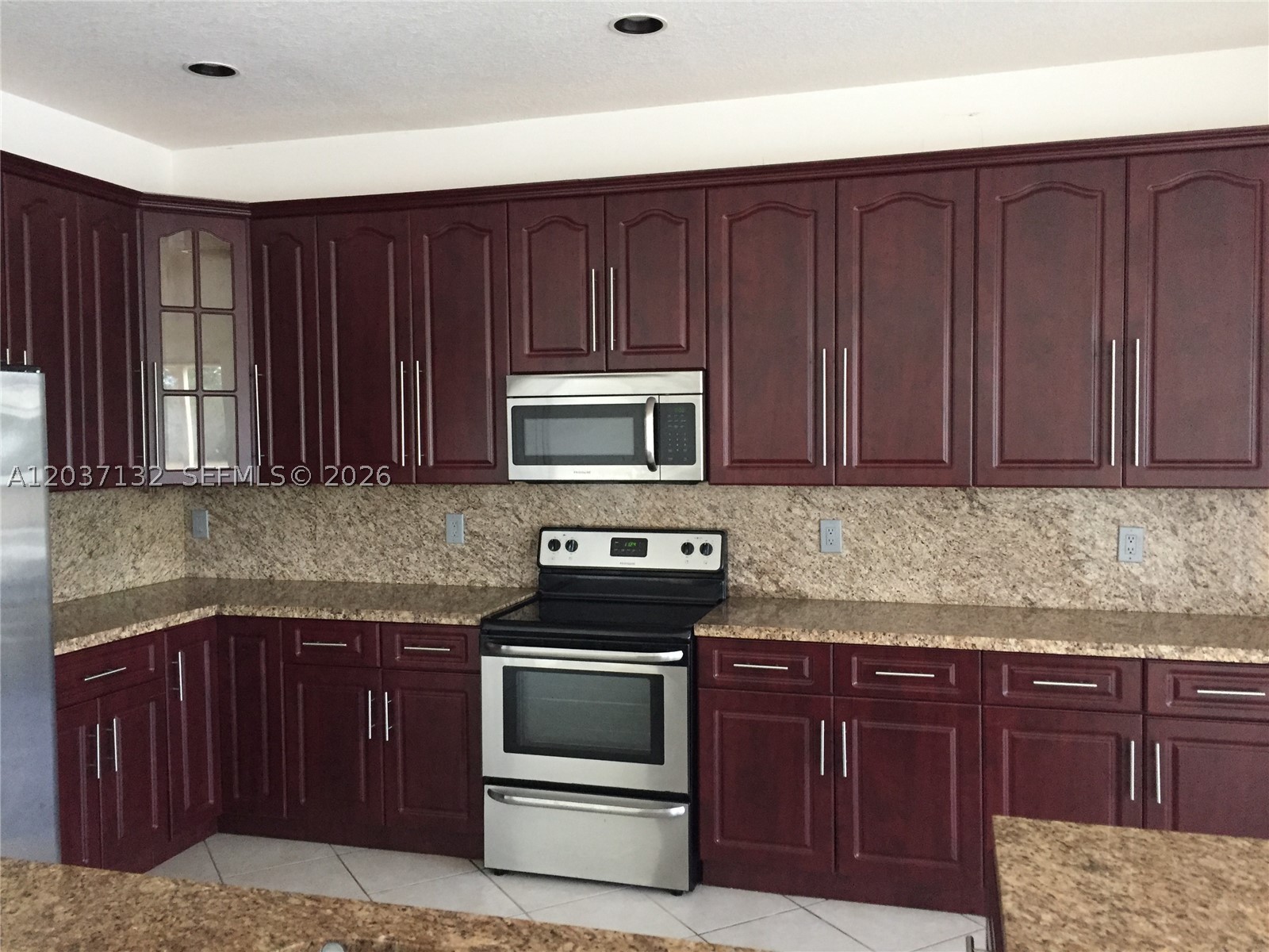 SILVER LAKES PHASE III RE - Residential Lease