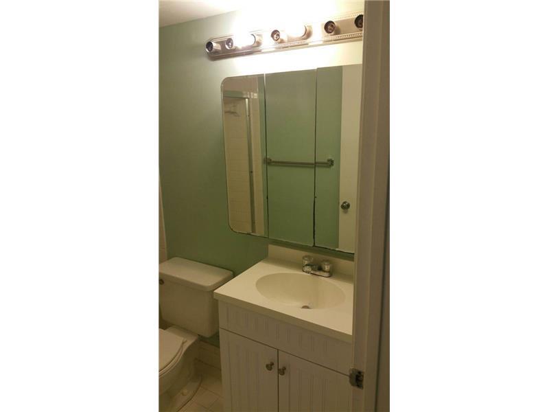 NEW HAMPTON AT CENTURY VI - Residential Lease