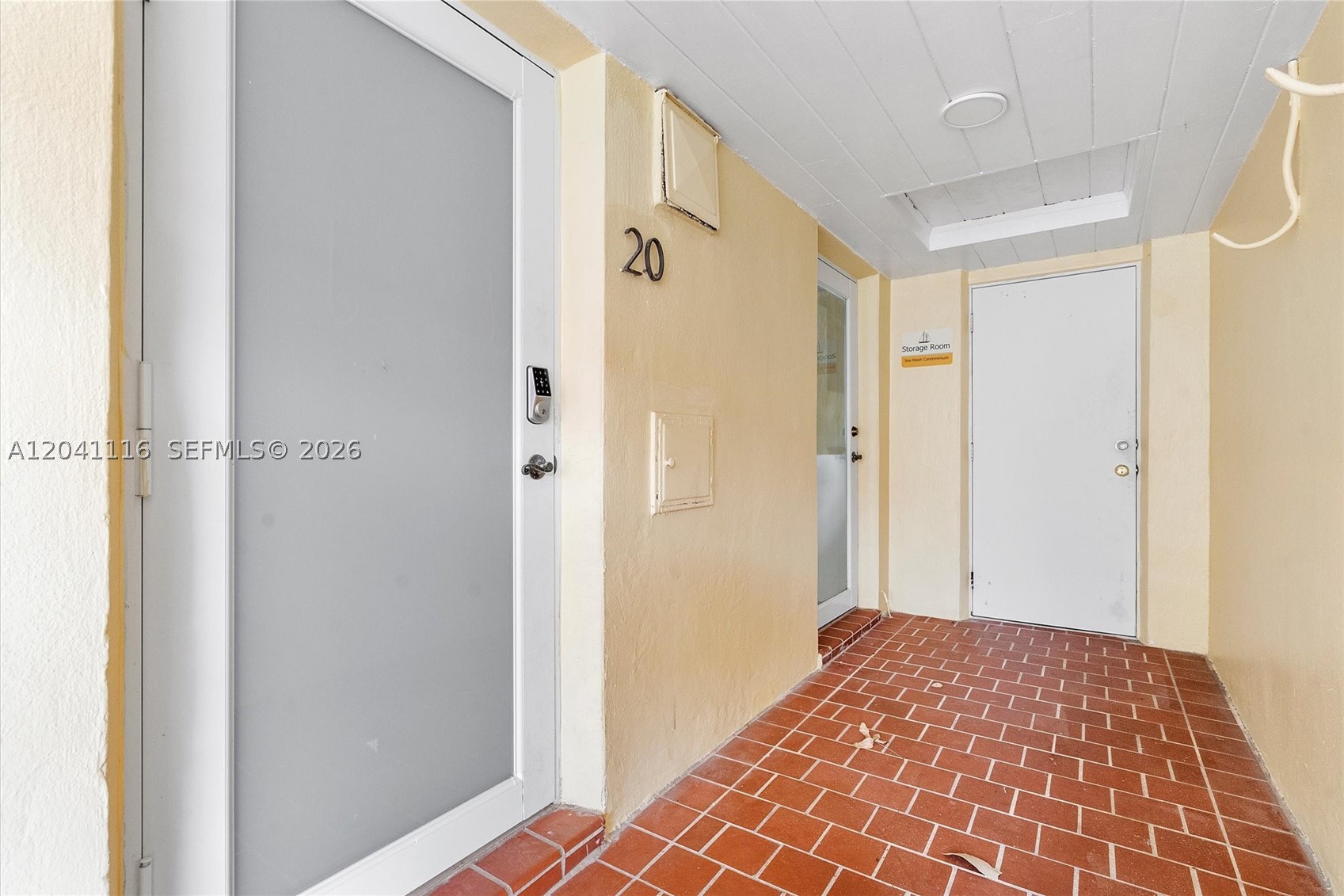 SEA WASH CONDO - Residential