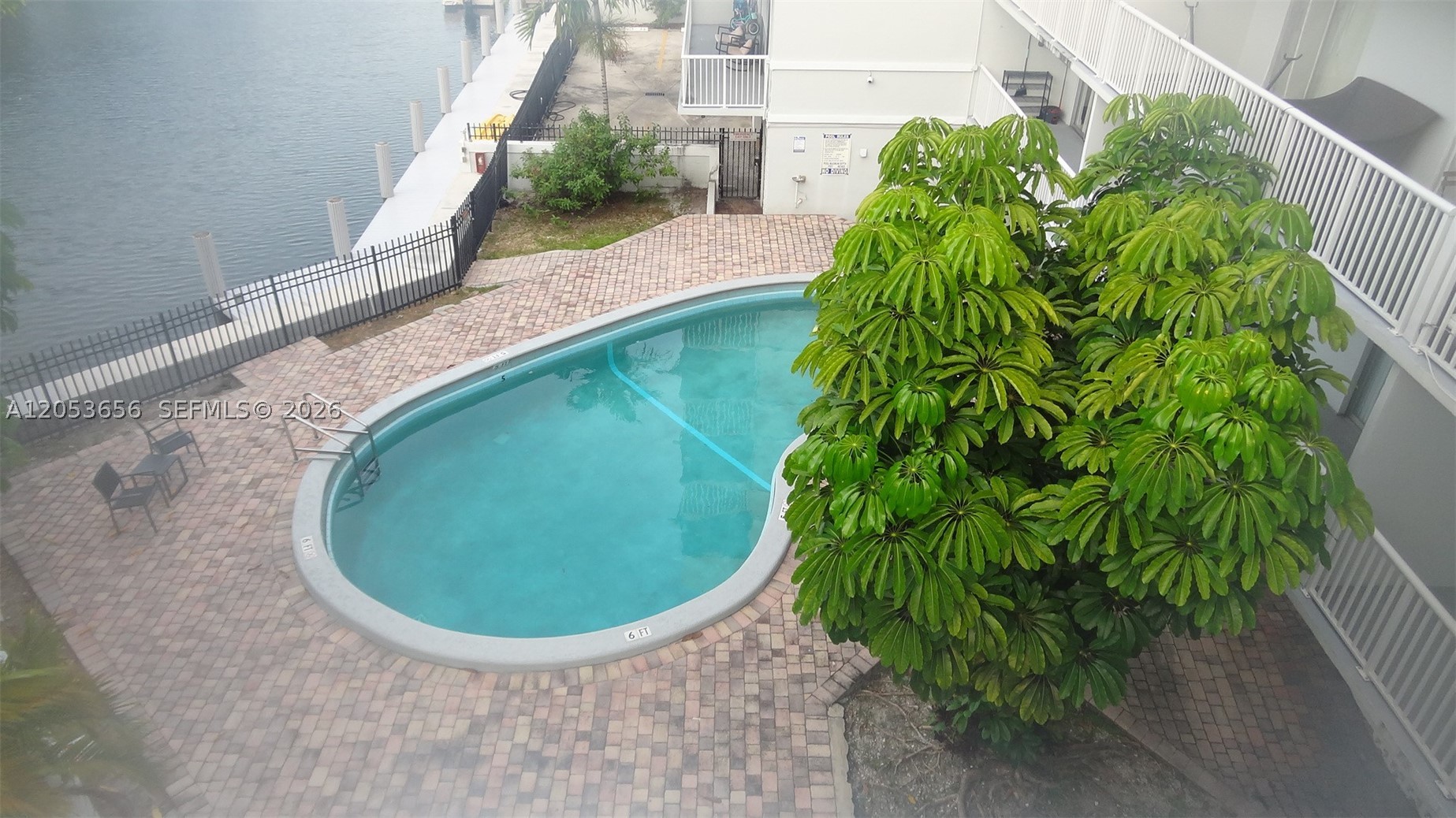 SUNSHORES CONDO - Residential