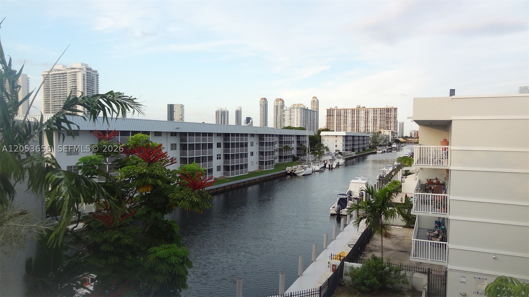 SUNSHORES CONDO - Residential