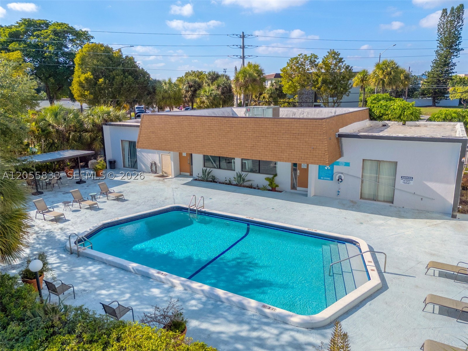 WOODSIDE APTS CONDO - Residential