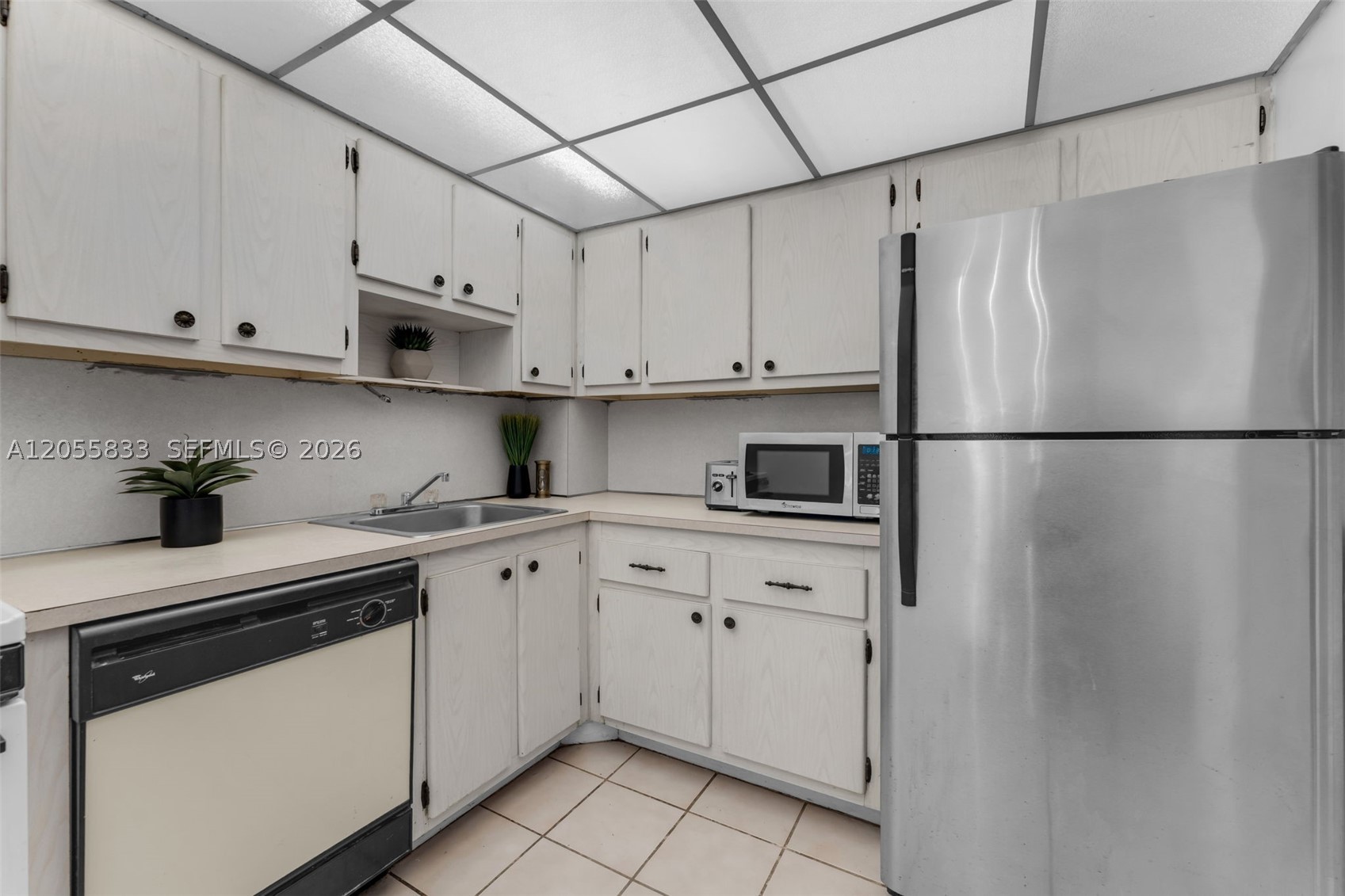 WOODSIDE APTS CONDO - Residential