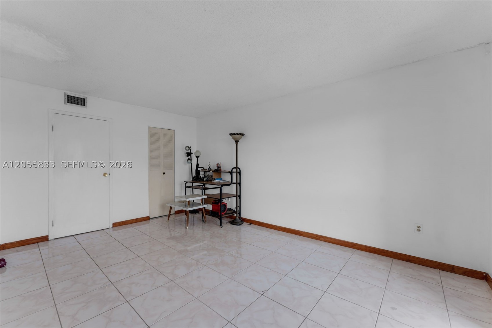 WOODSIDE APTS CONDO - Residential