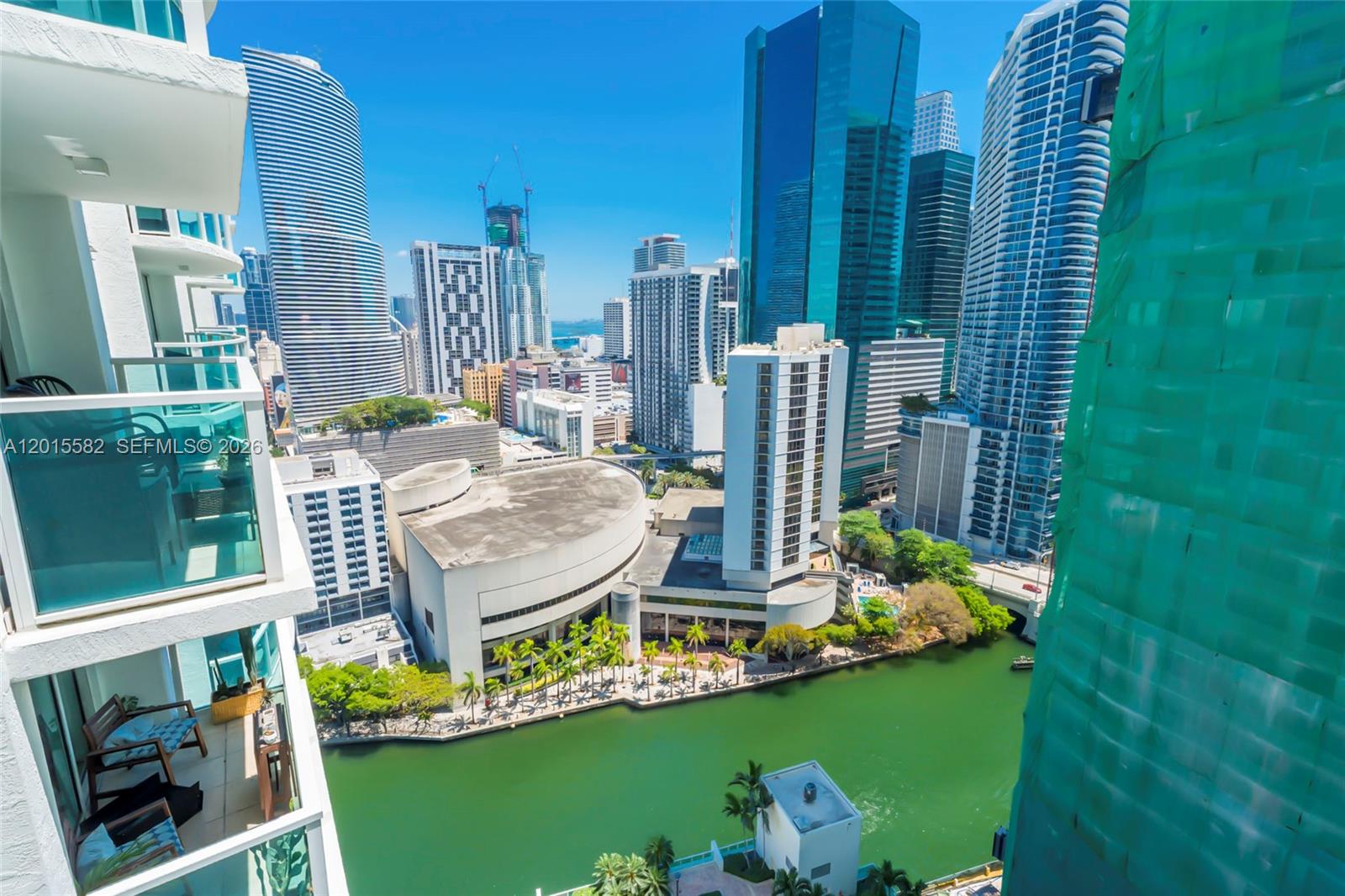 BRICKELL ON THE RIVER N T - Residential