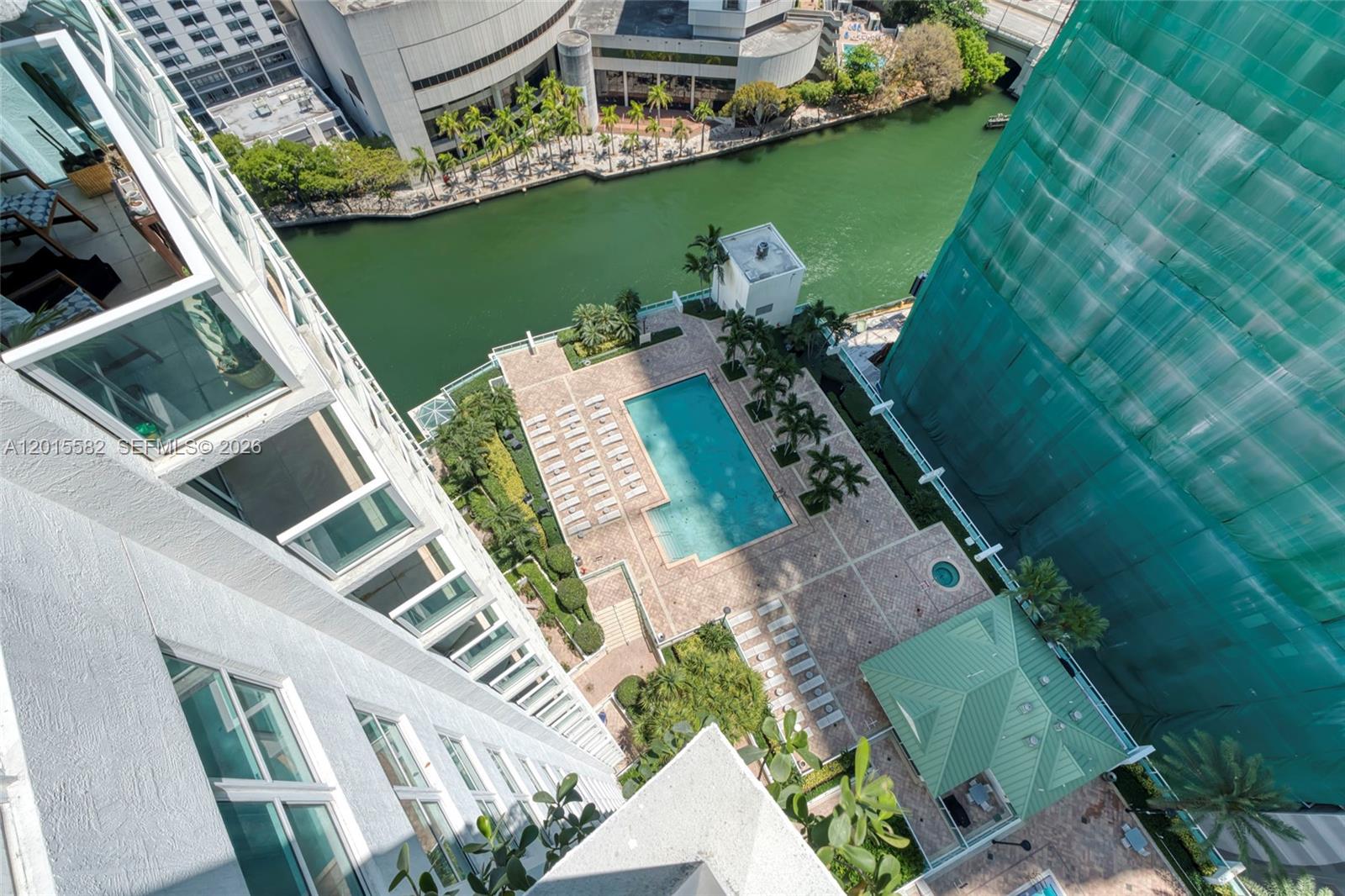 BRICKELL ON THE RIVER N T - Residential