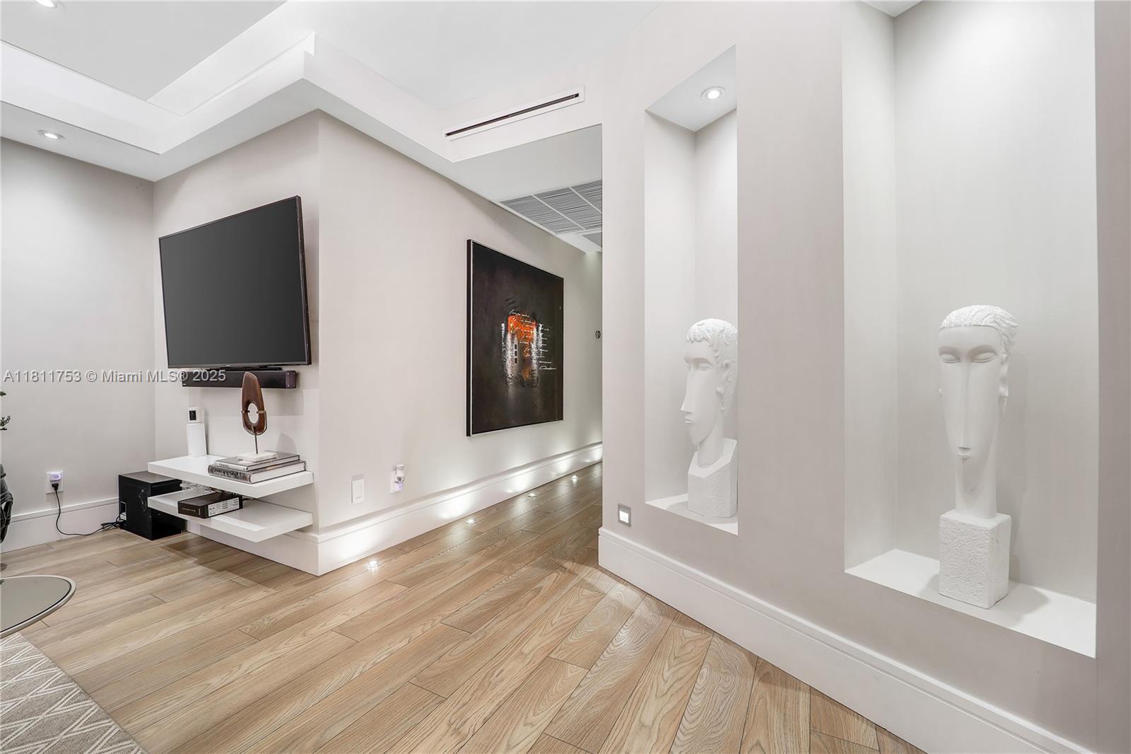 BAL HARBOUR RES SEC - Residential Lease