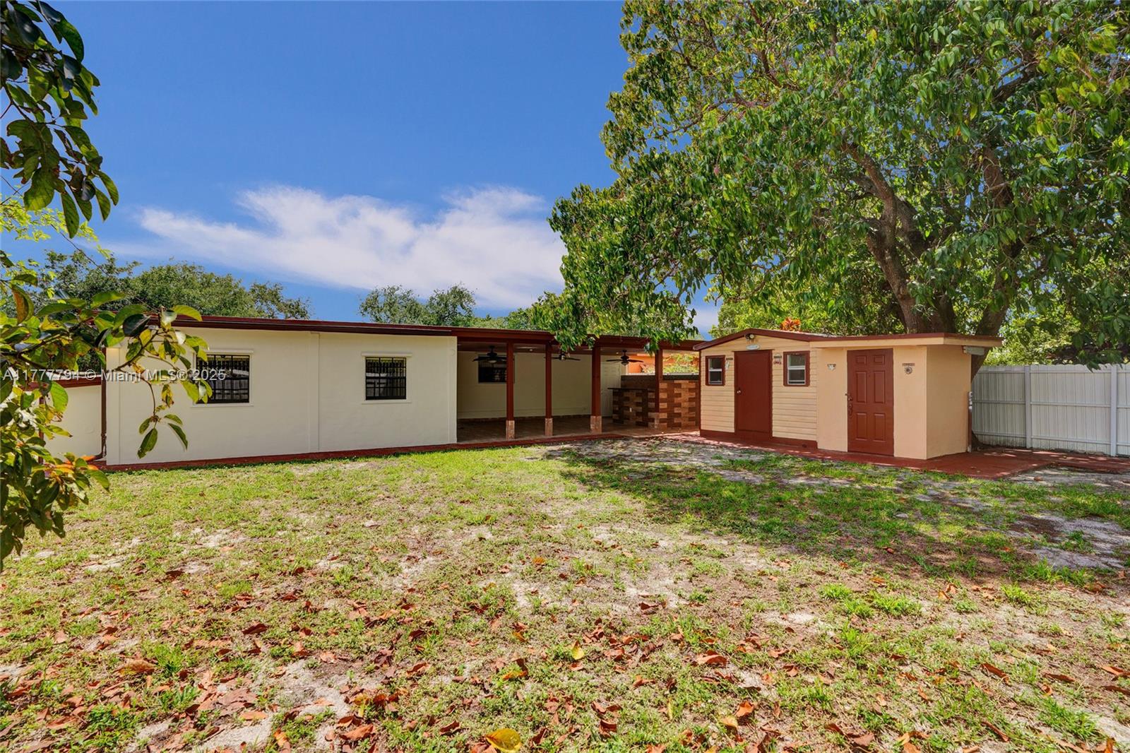 PARK RIDGE - Residential