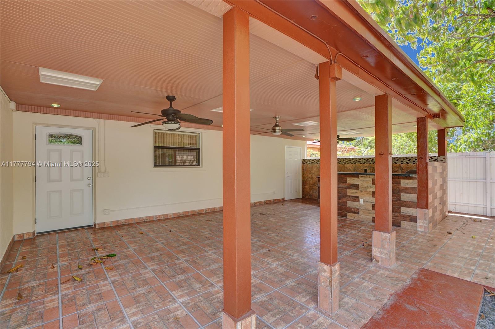 PARK RIDGE - Residential