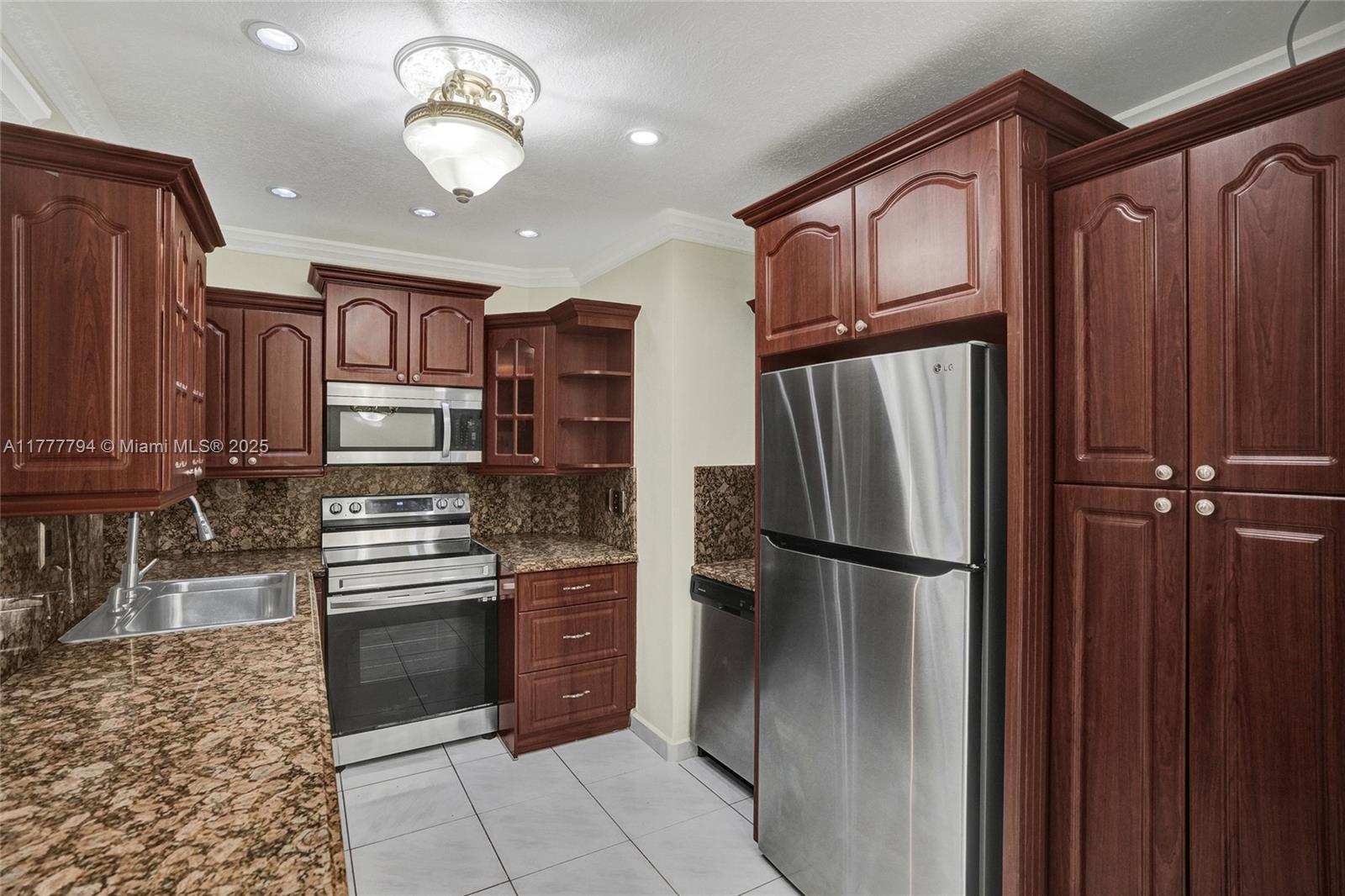 PARK RIDGE - Residential