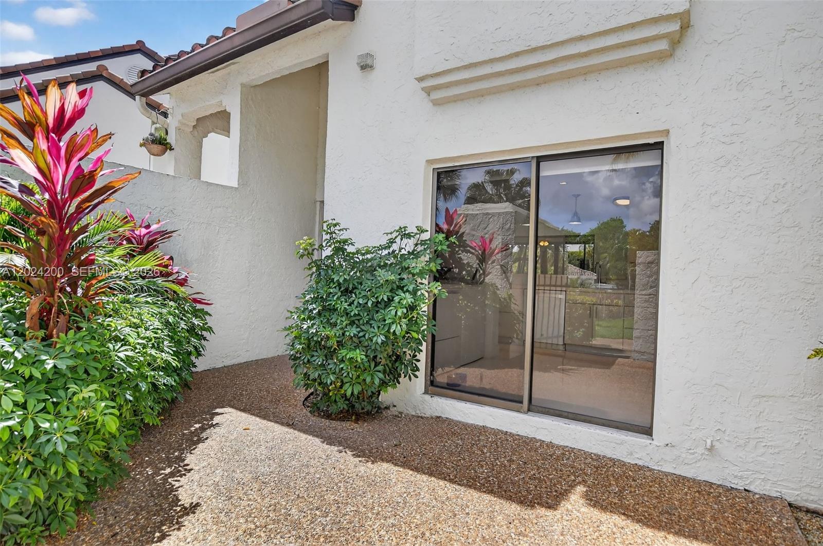 EL VIENTO AT BOCA POINTE - Residential Lease
