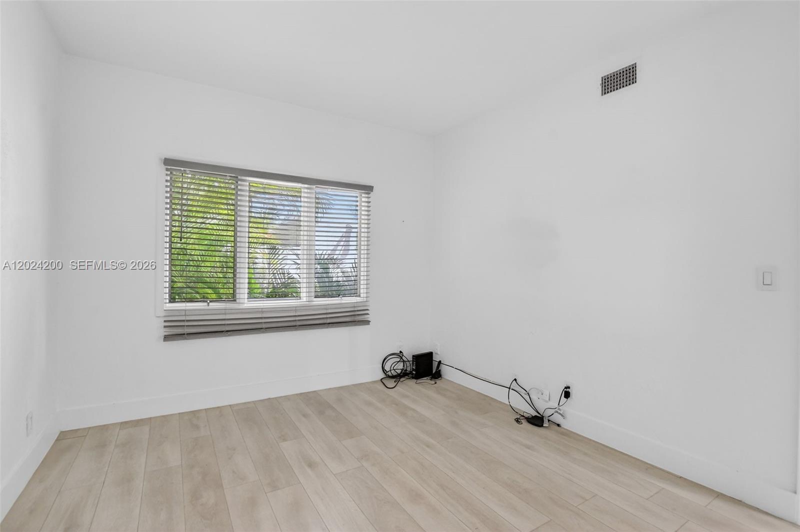 EL VIENTO AT BOCA POINTE - Residential Lease
