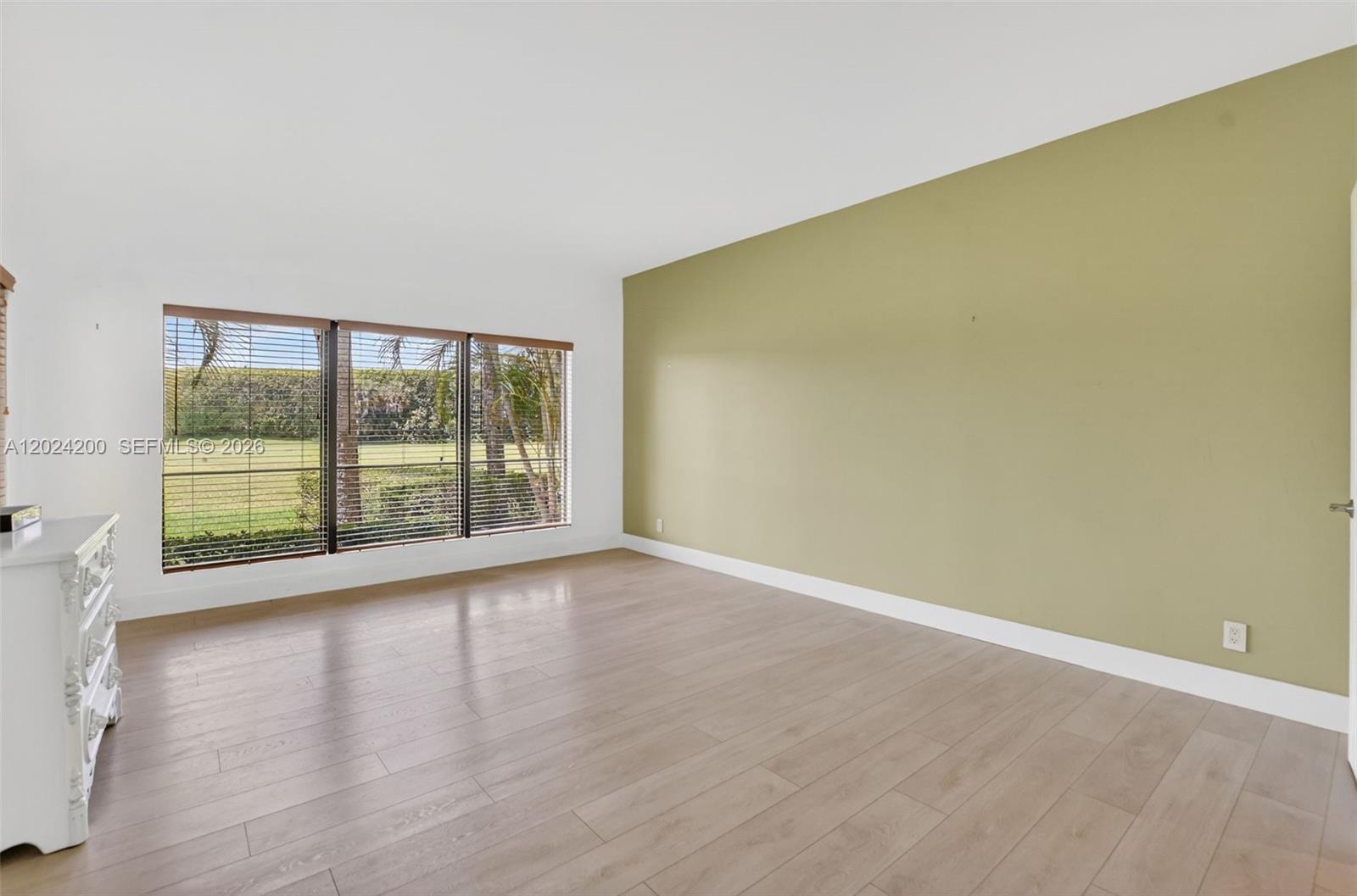 EL VIENTO AT BOCA POINTE - Residential Lease