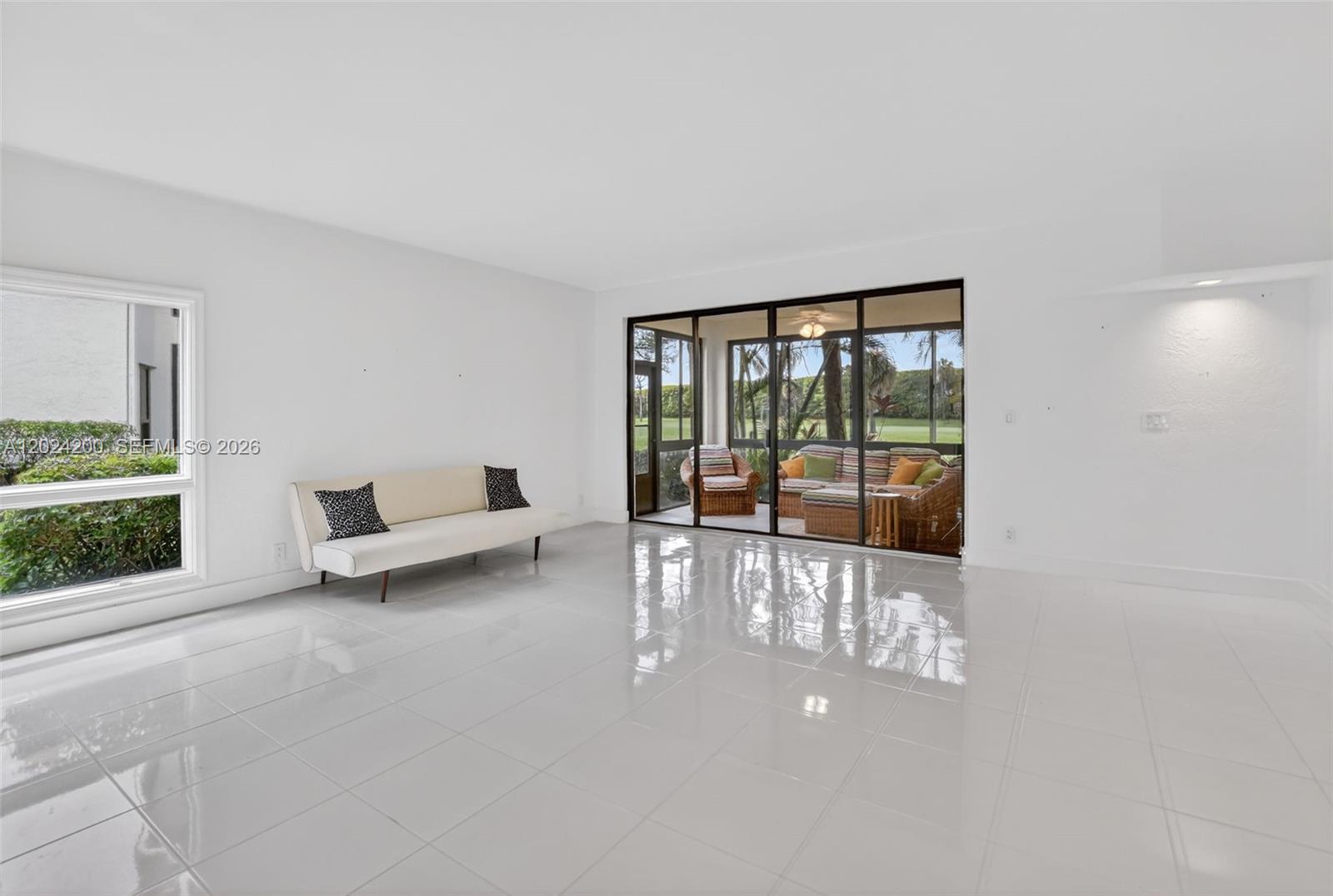 EL VIENTO AT BOCA POINTE - Residential Lease