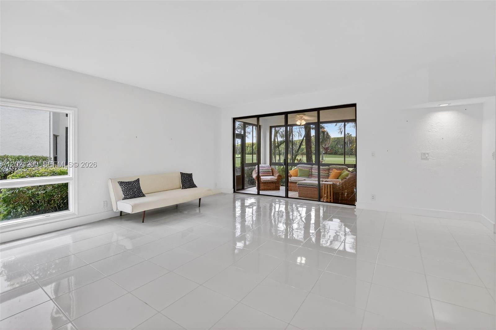 EL VIENTO AT BOCA POINTE - Residential Lease