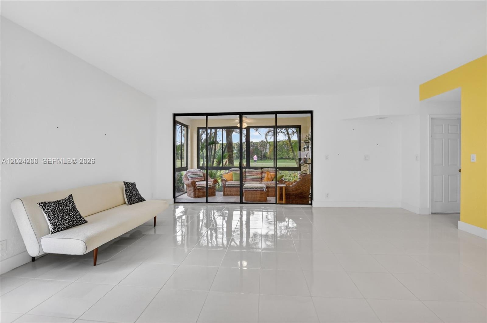 EL VIENTO AT BOCA POINTE - Residential Lease