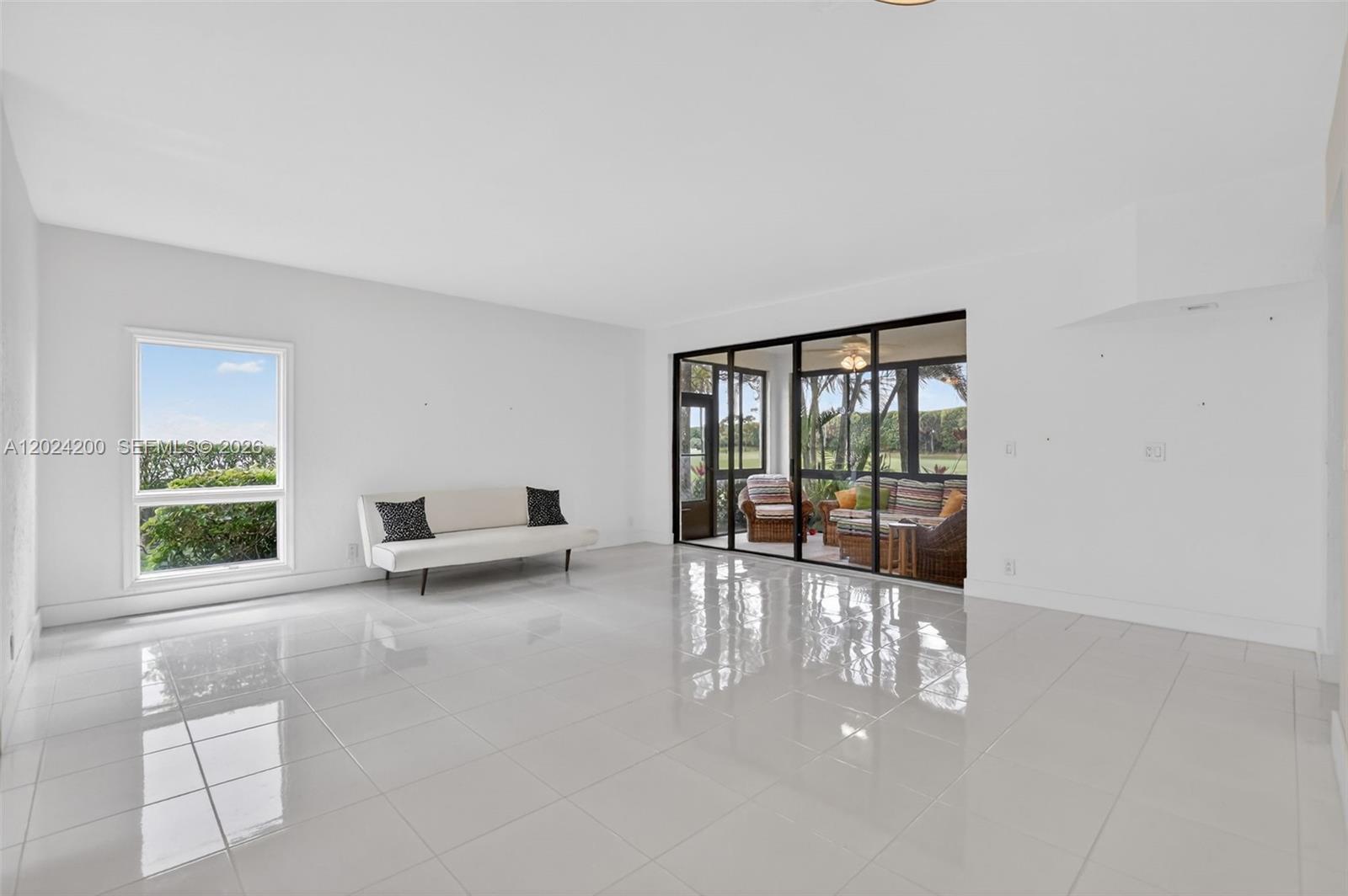 EL VIENTO AT BOCA POINTE - Residential Lease