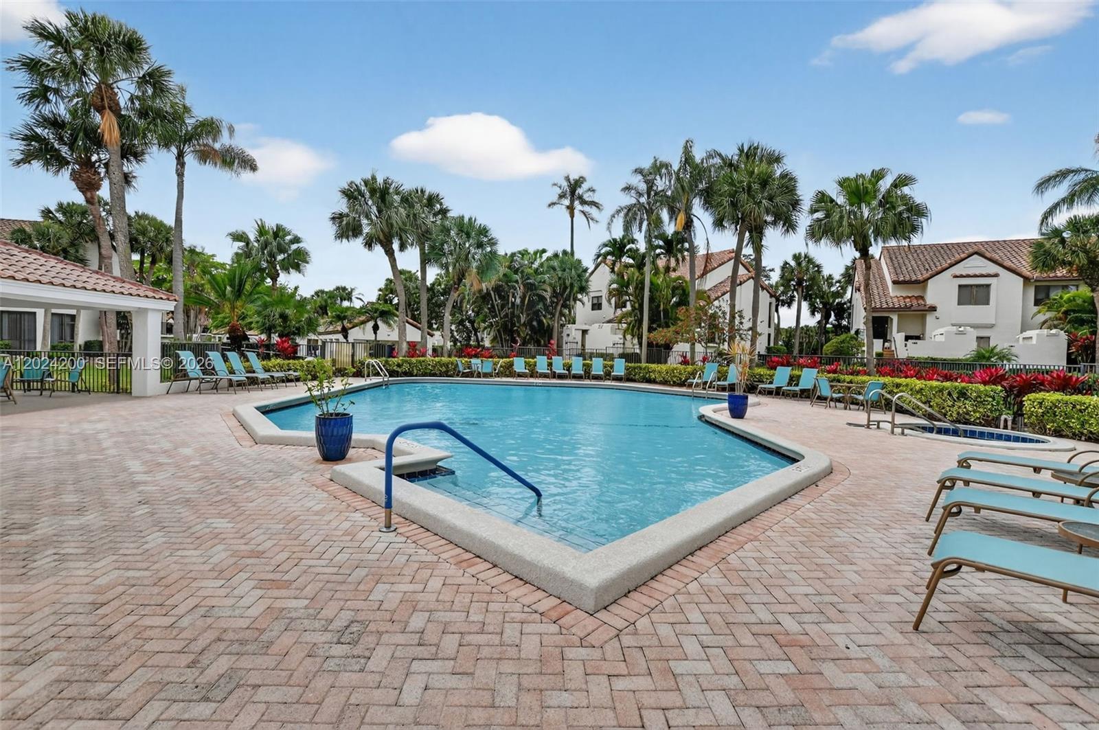 EL VIENTO AT BOCA POINTE - Residential Lease