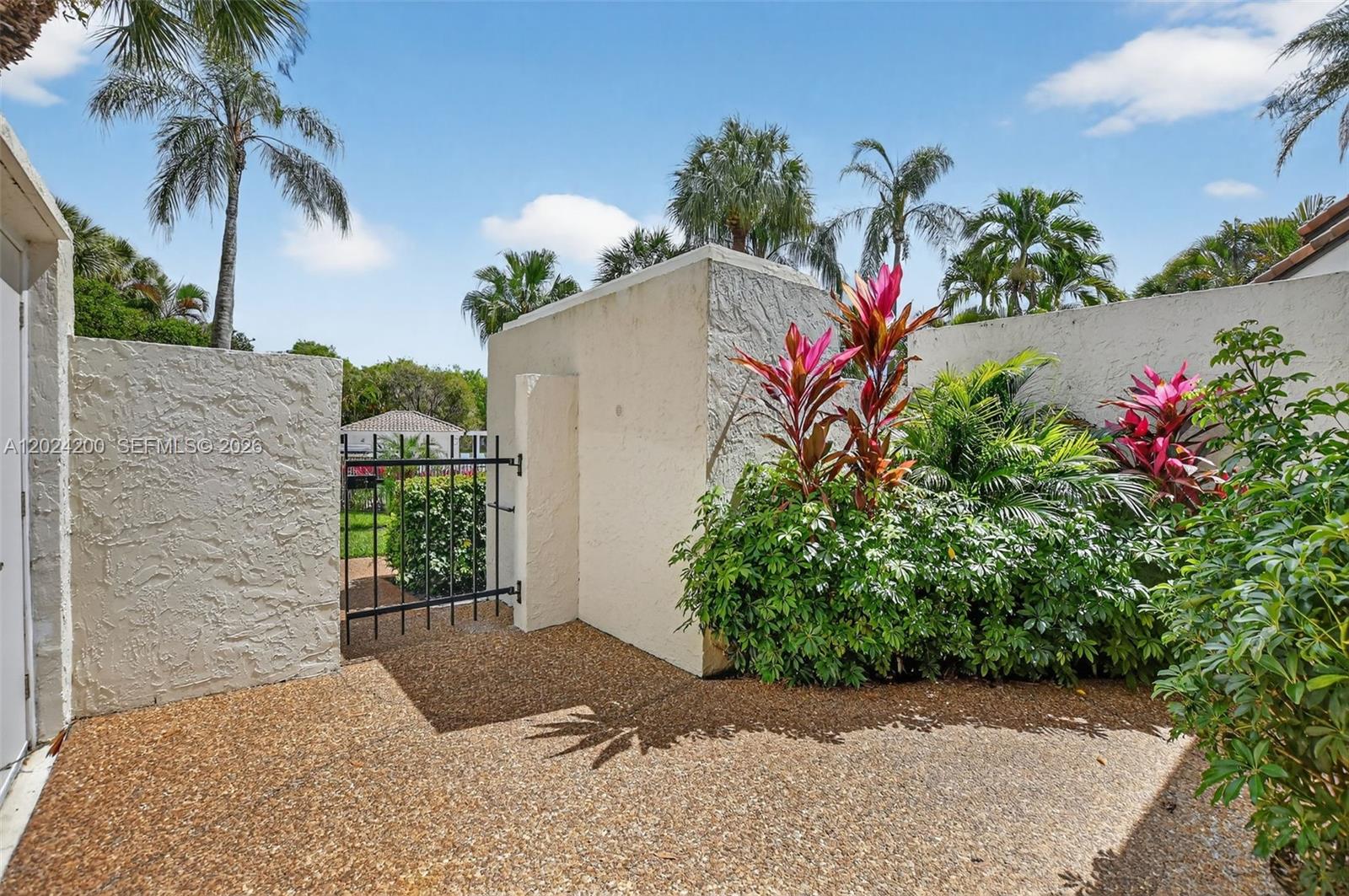 EL VIENTO AT BOCA POINTE - Residential Lease