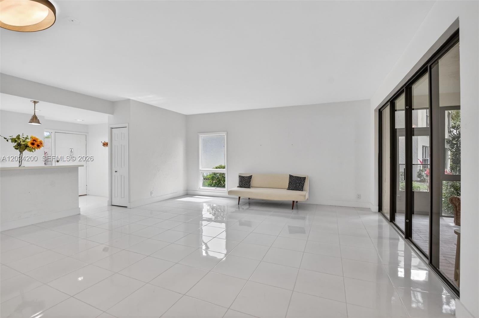 EL VIENTO AT BOCA POINTE - Residential Lease