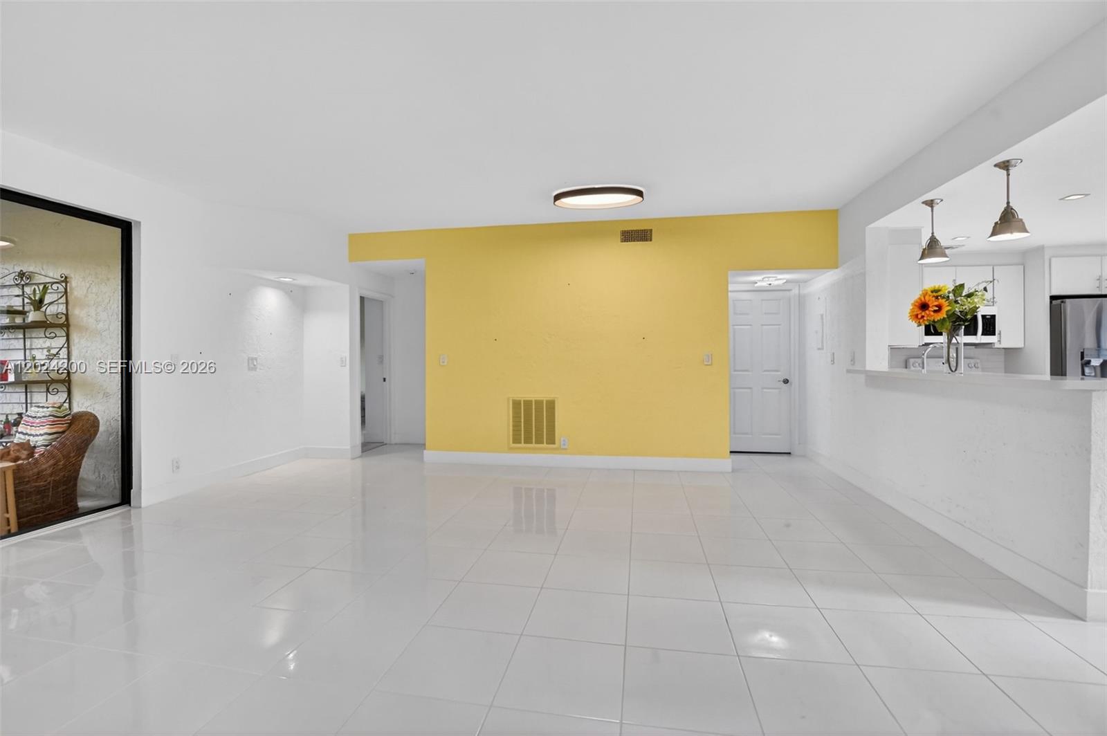 EL VIENTO AT BOCA POINTE - Residential Lease