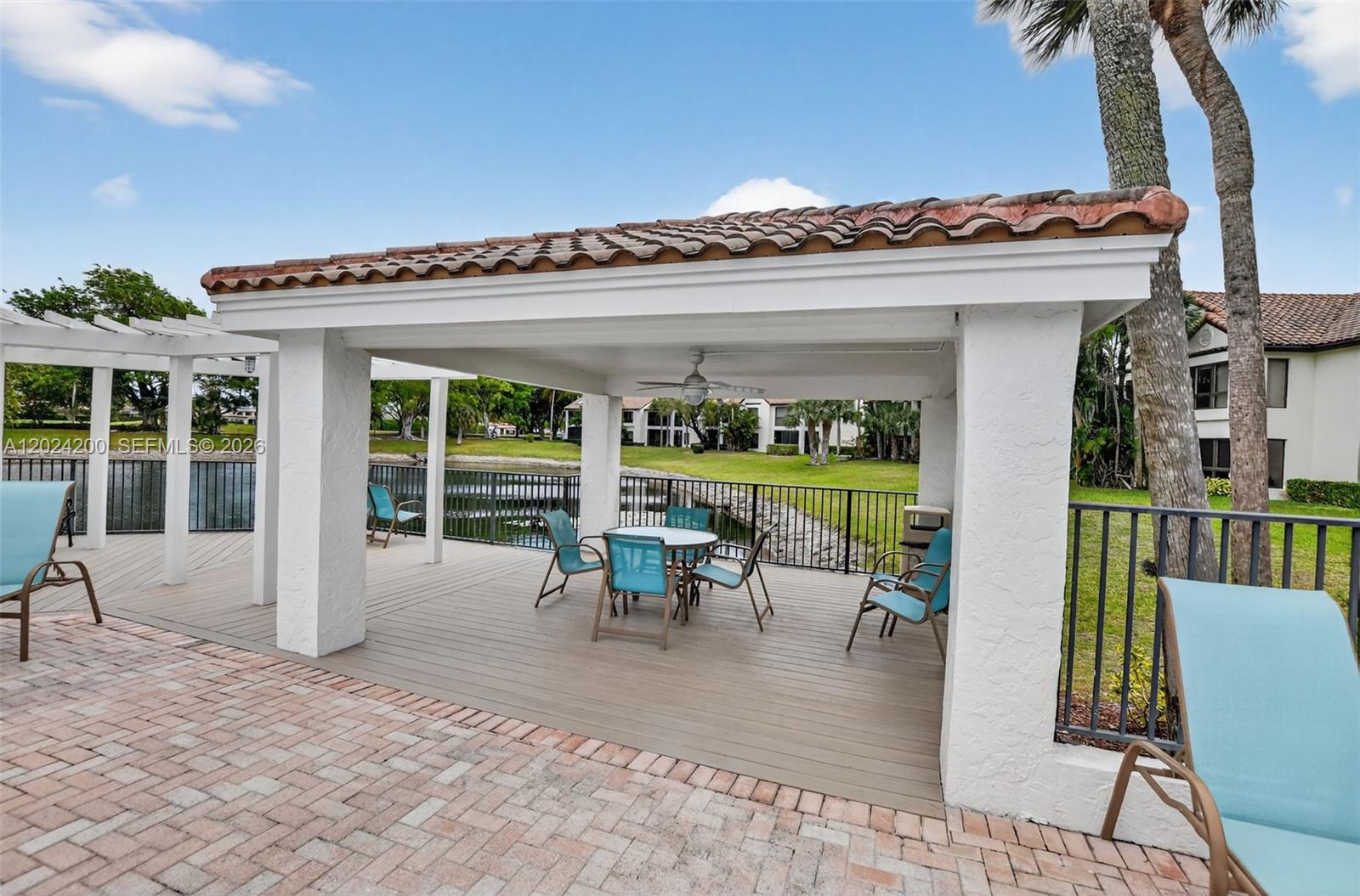 EL VIENTO AT BOCA POINTE - Residential Lease