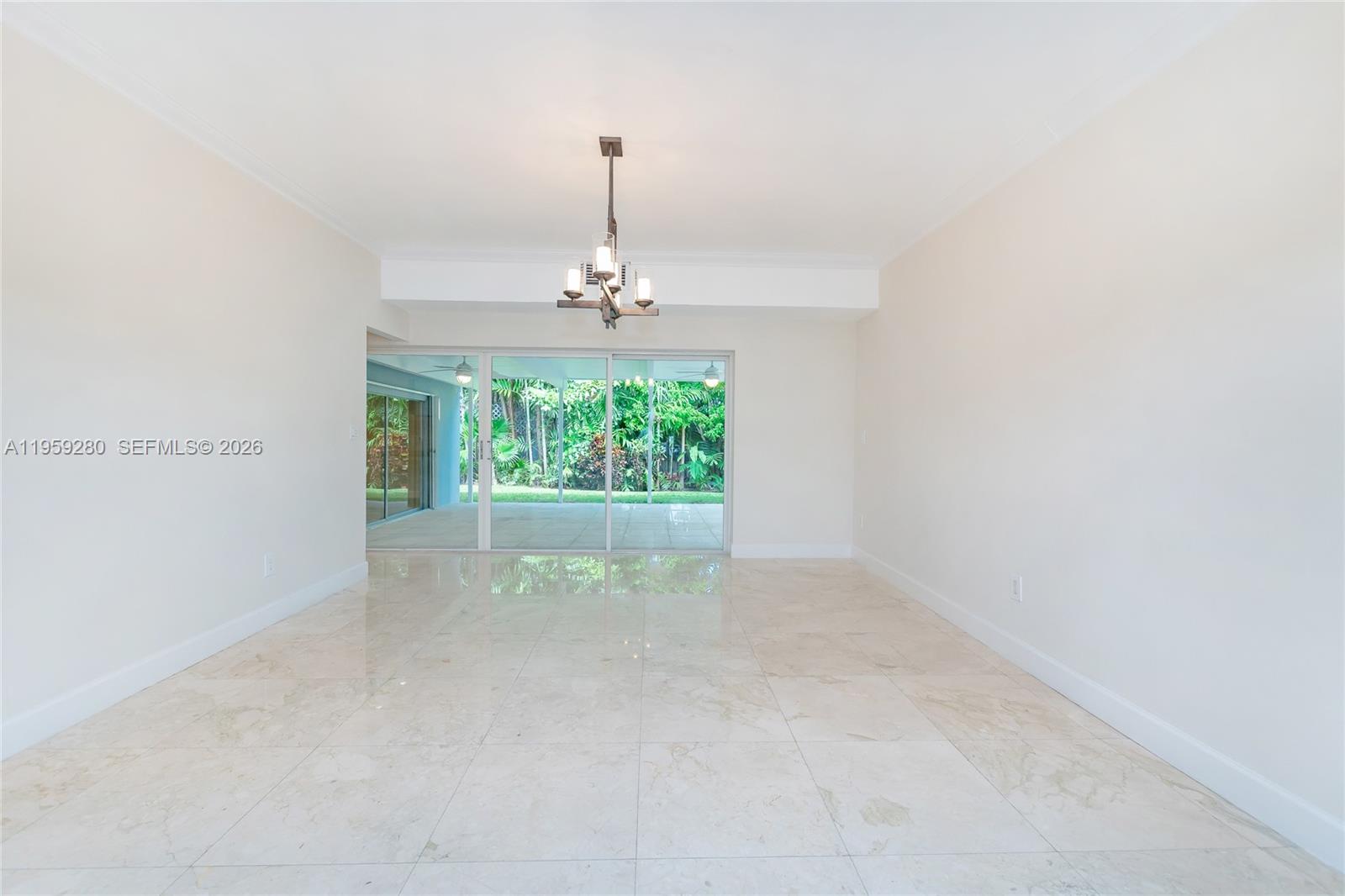 TROPICAL ISLE HOMES SUB 4 - Residential