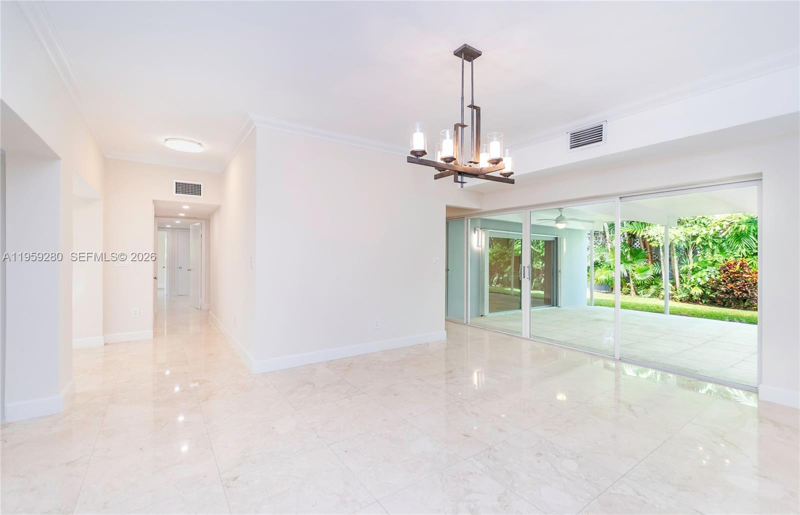 TROPICAL ISLE HOMES SUB 4 - Residential