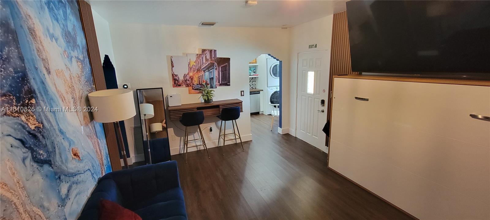 LAWRENCE EST LAND COS SUB - Residential Lease