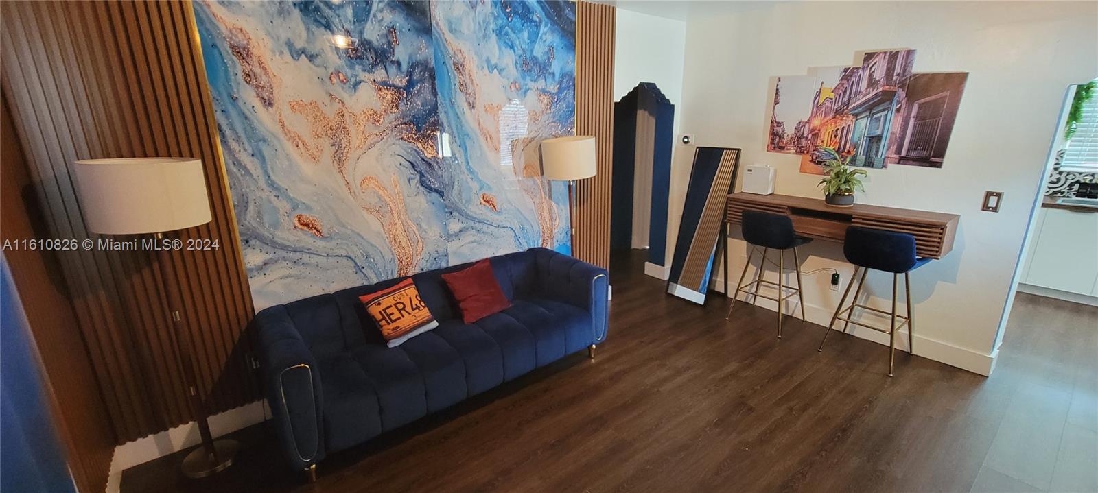 LAWRENCE EST LAND COS SUB - Residential Lease