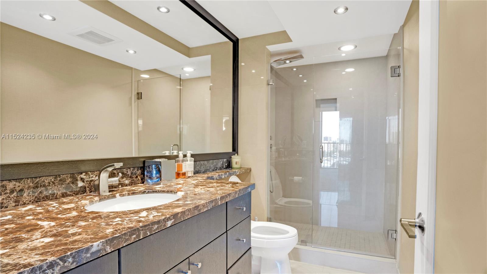 TURNBERRY ISLE CONDO - Residential