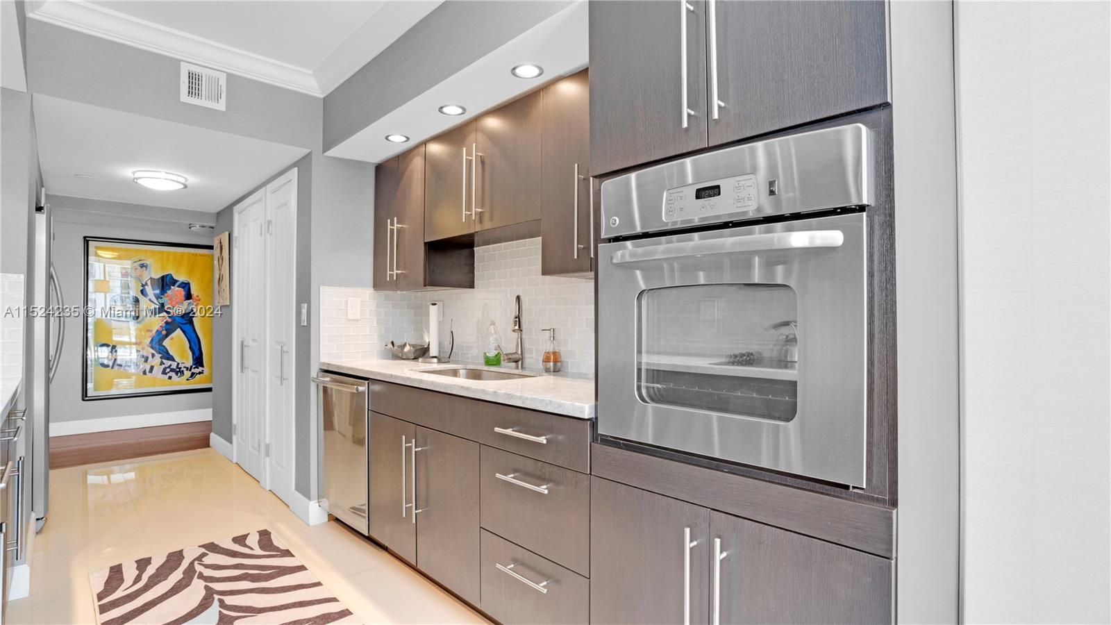 TURNBERRY ISLE CONDO - Residential