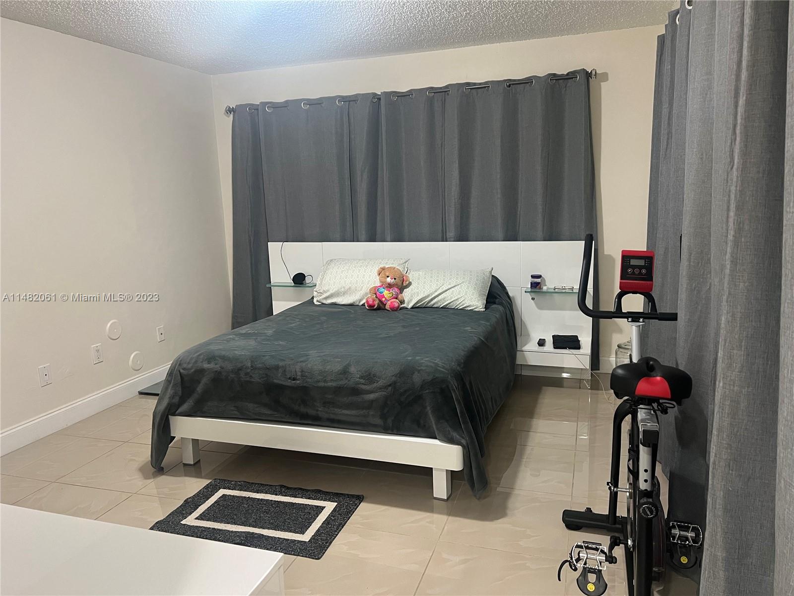 LAGO DEL REY CONDO #3 - Residential Lease