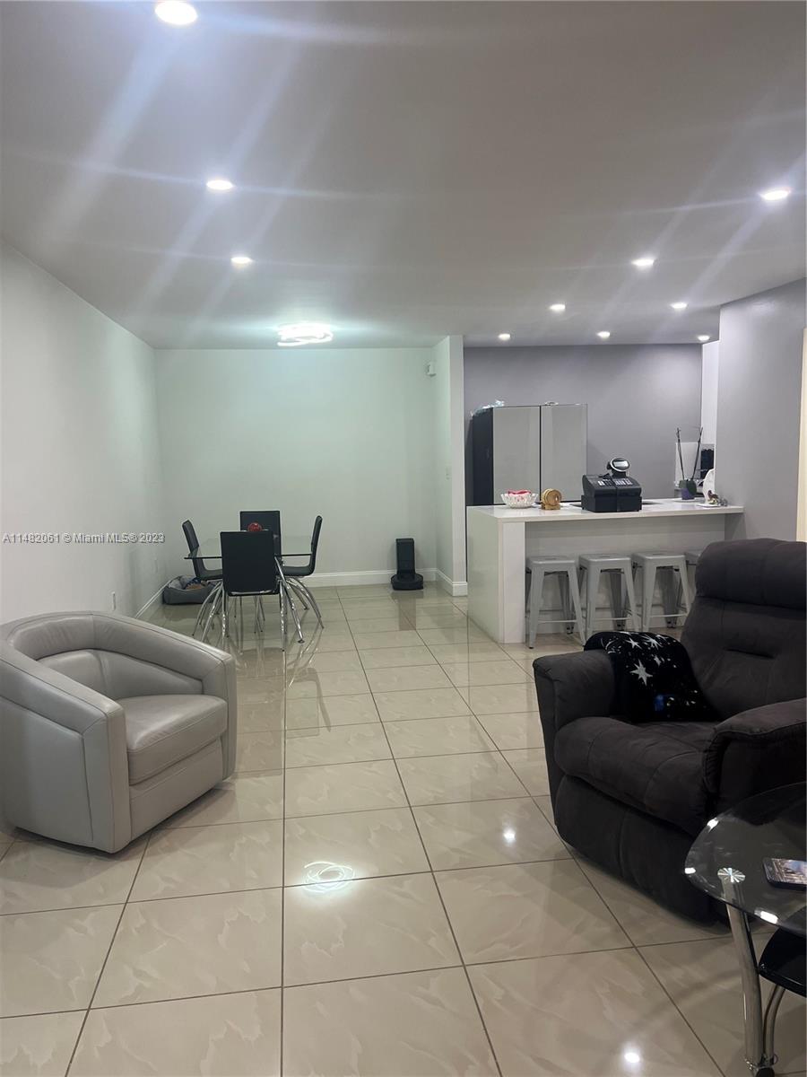 LAGO DEL REY CONDO #3 - Residential Lease