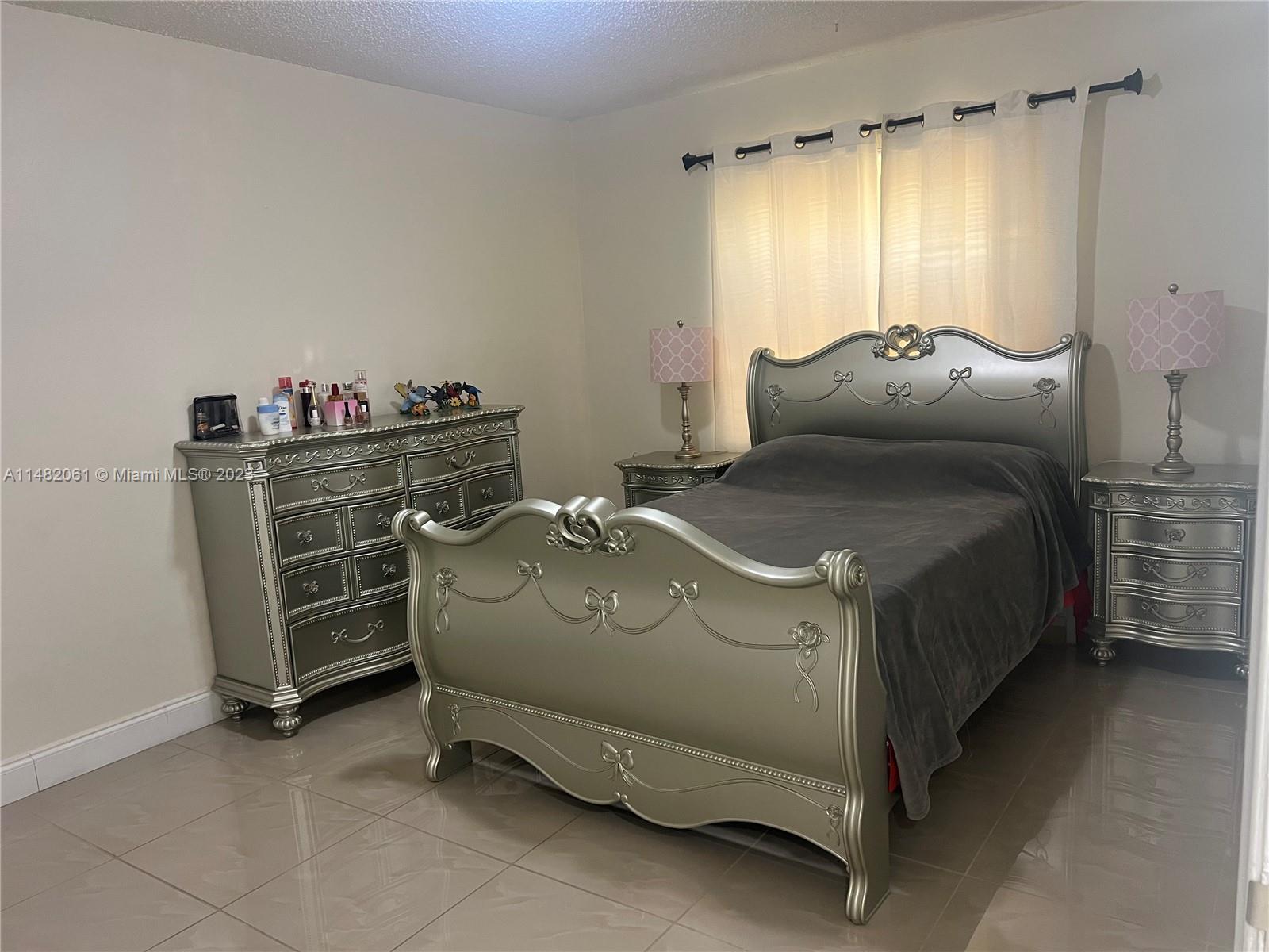 LAGO DEL REY CONDO #3 - Residential Lease