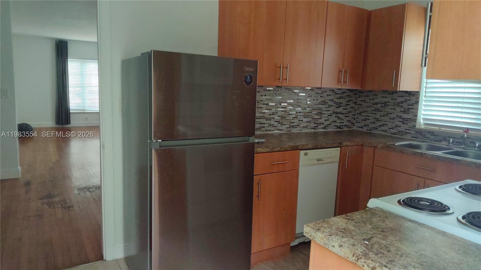 CORAL GABLES SEC K REV - Residential Lease