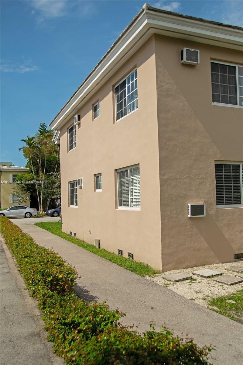 CORAL GABLES SEC K REV - Residential Lease