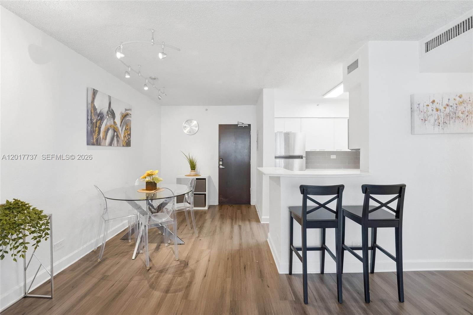 FLAMINGO SOUTH BEACH I CO - Residential
