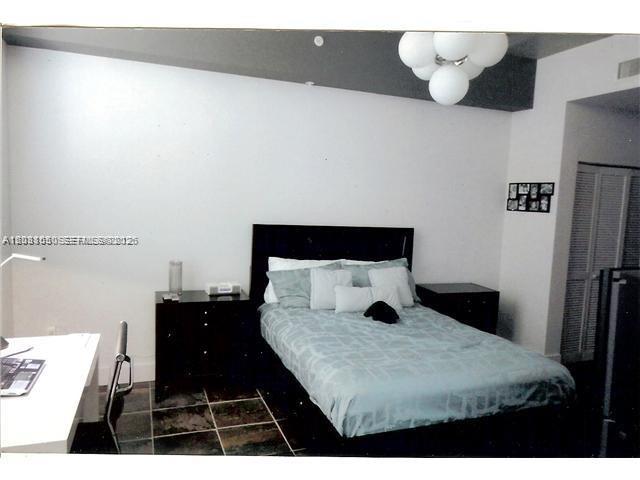 UPTOWN LOFTS CONDO - Residential Lease