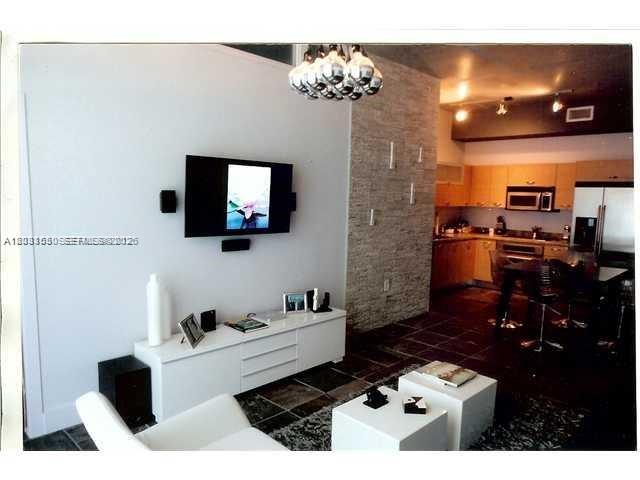 UPTOWN LOFTS CONDO - Residential Lease