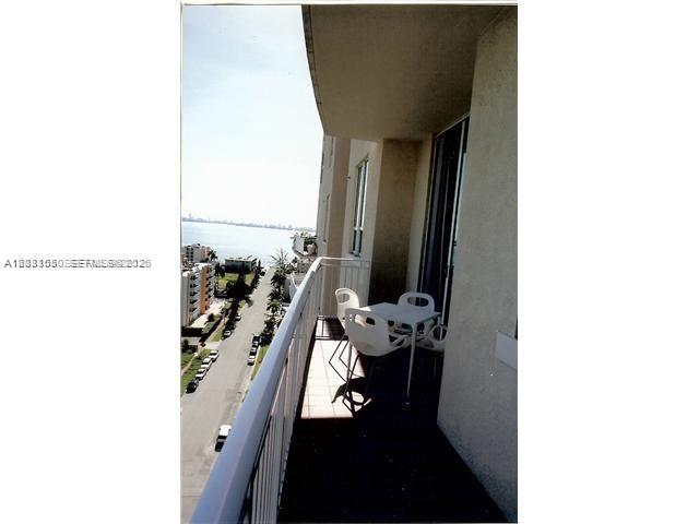 UPTOWN LOFTS CONDO - Residential Lease