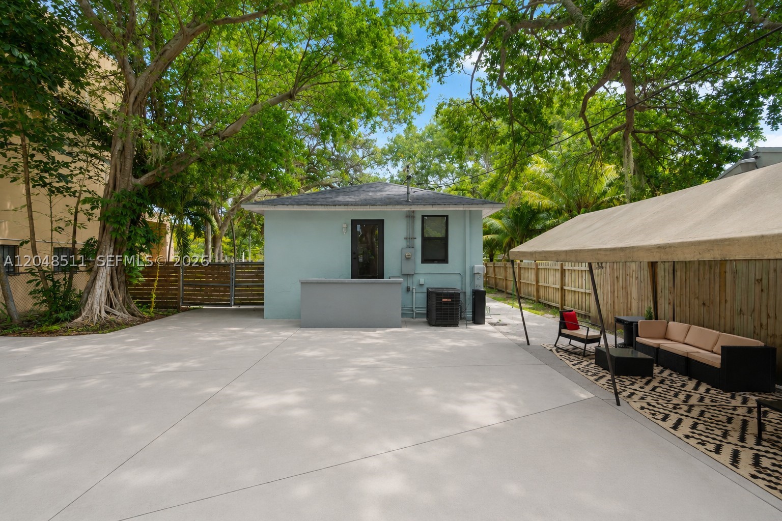 IRONS MANOR 2ND ADDN - Residential